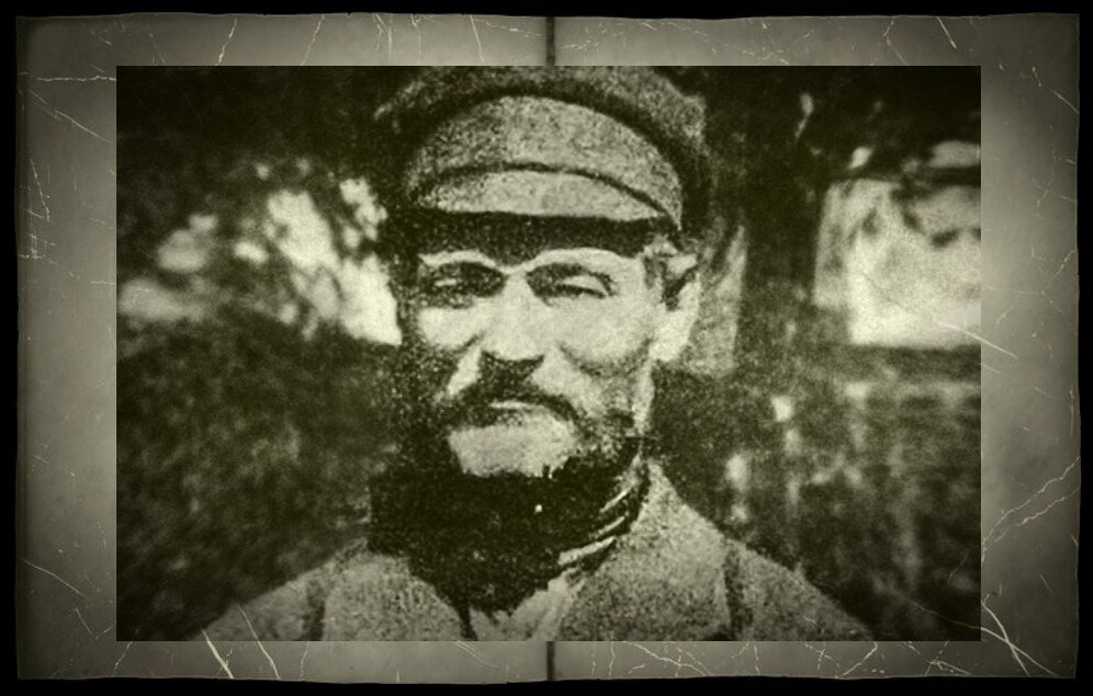 Василий Комаров