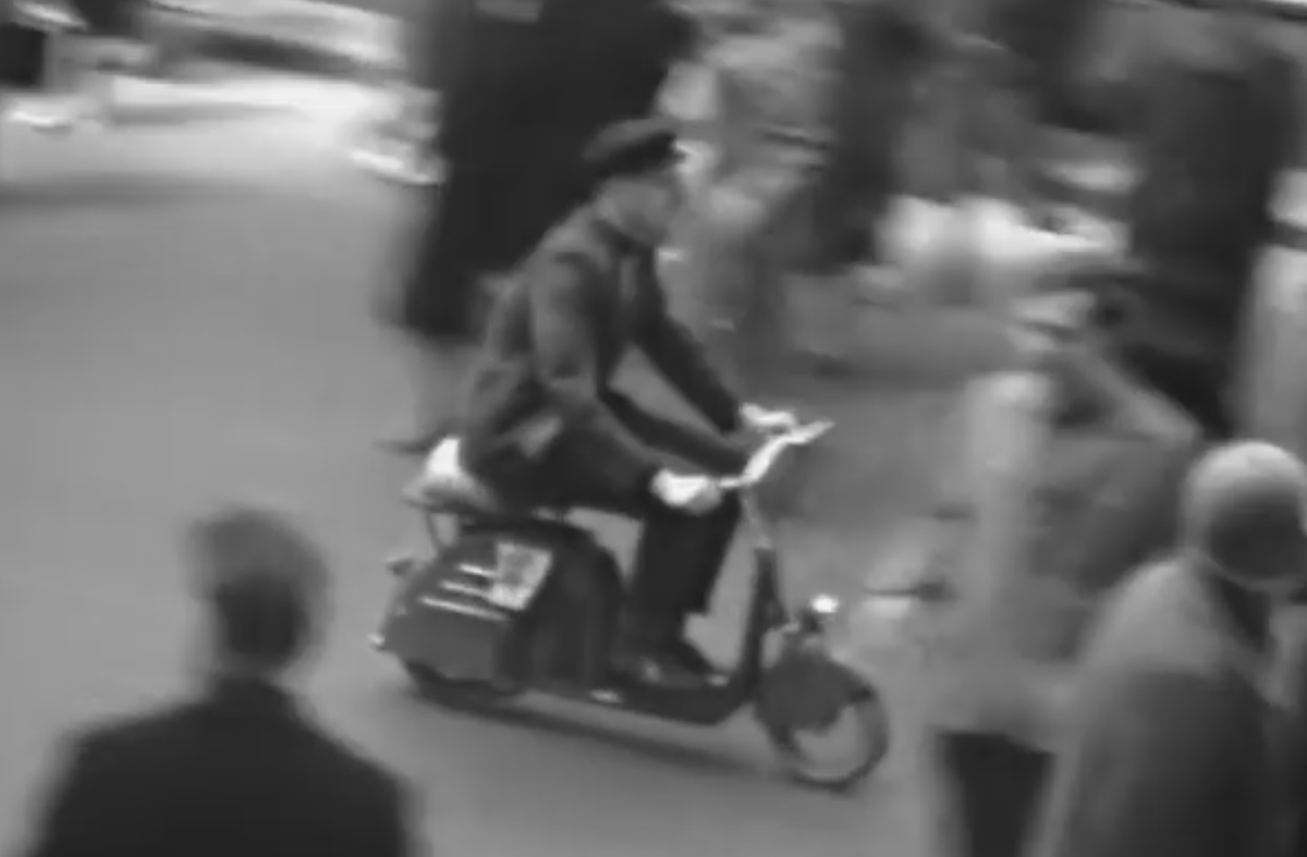 1965 год. Парад самодельных автомобилей.