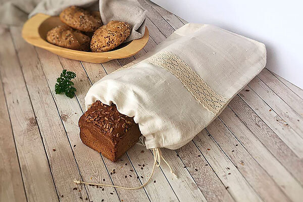 Использование хлебных пакетов или бумажных полотенец