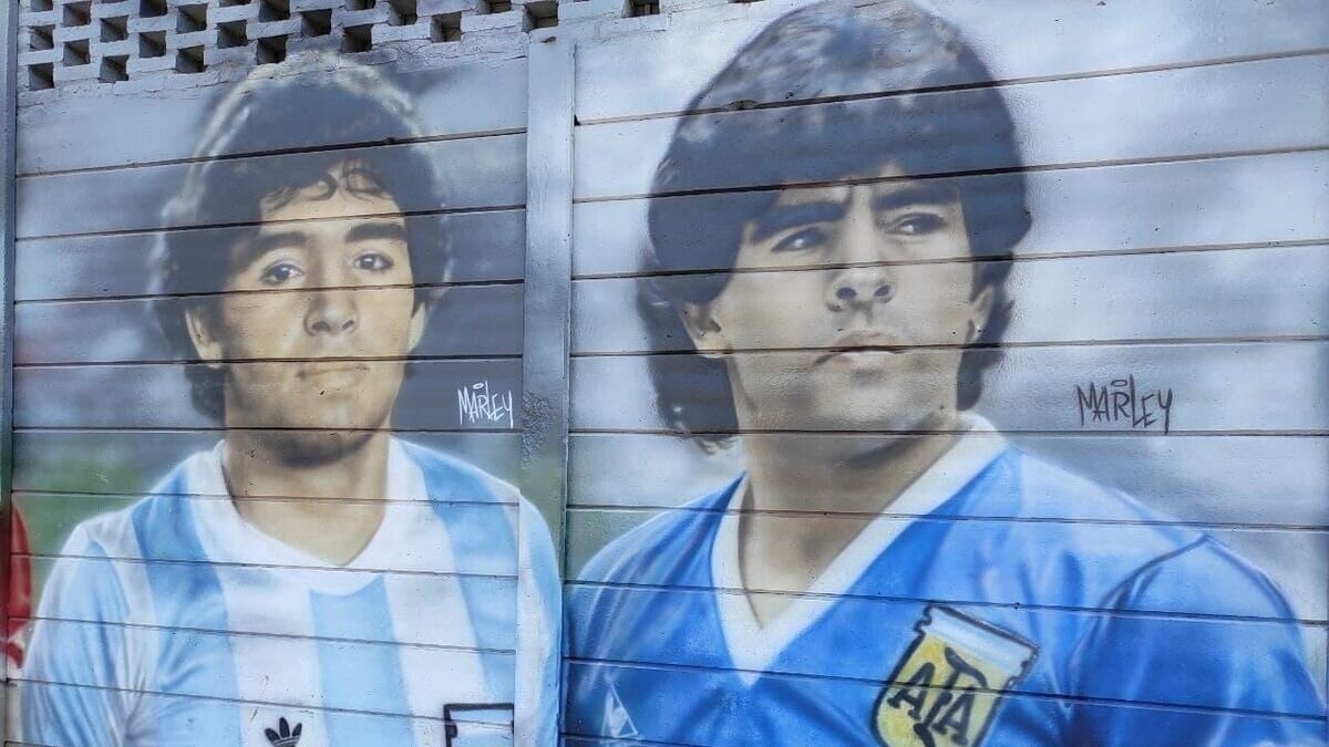    Граффити с изображением Диего Армандо Марадоны© Илья Яковлев