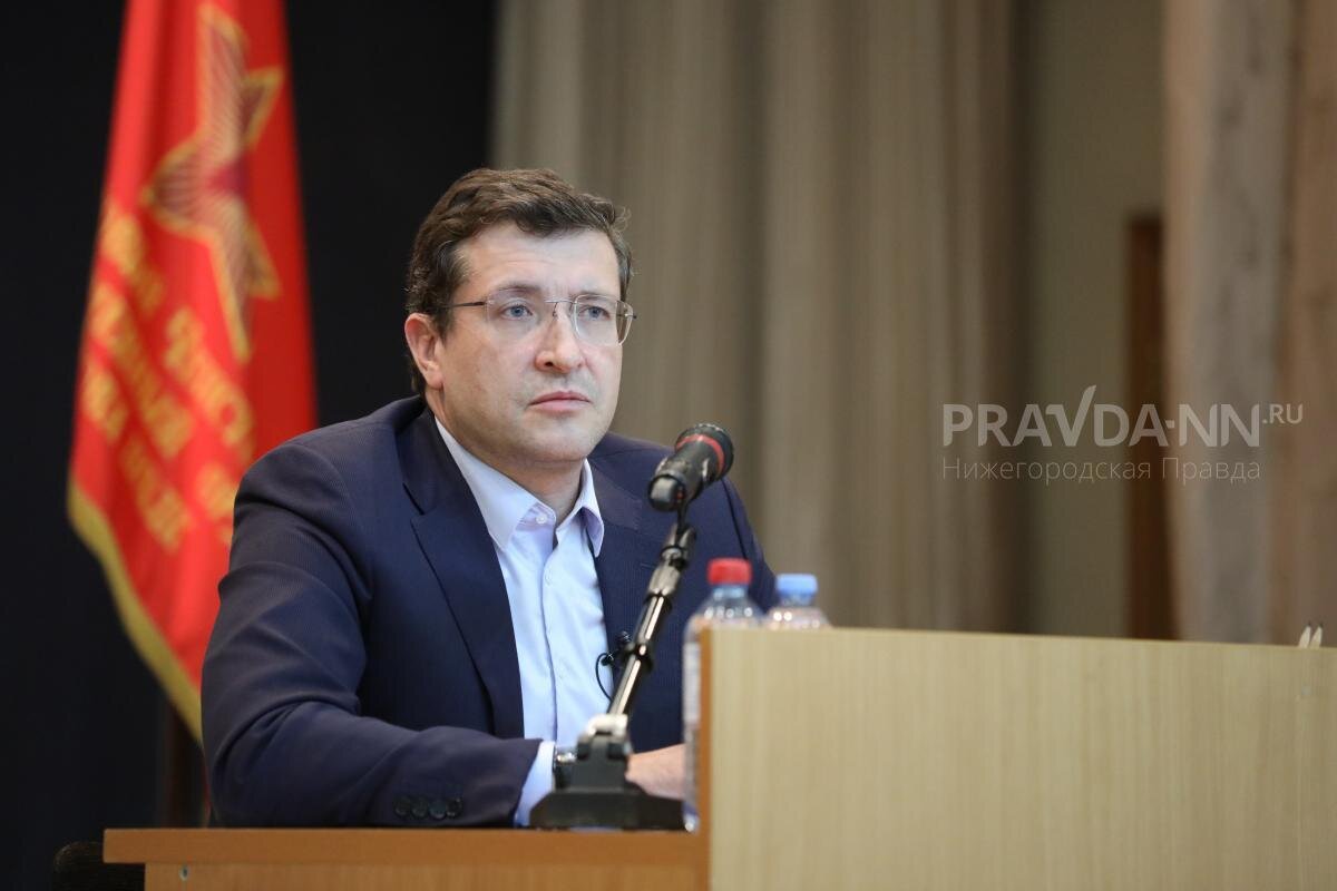    По словам губернатора, доходы области растут Арина Полтанова