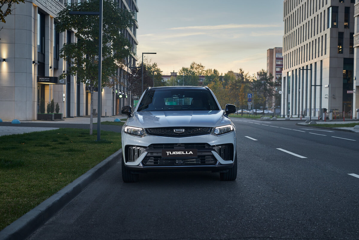     В России начались продажи обновленной Geely Tugella Фото производителя