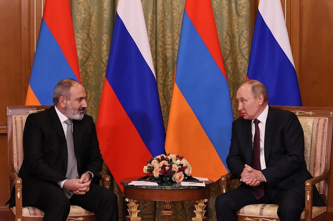 Встреча в Сочи - Премьер министр Армении Никол Пашинян и Президент Российской Федерации Владимир Путин