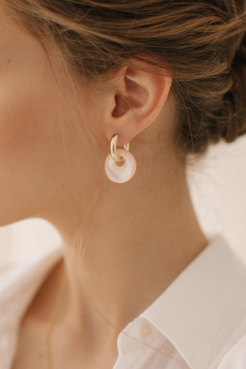 Серьги с подвеской из натурального перламутра NOIMA