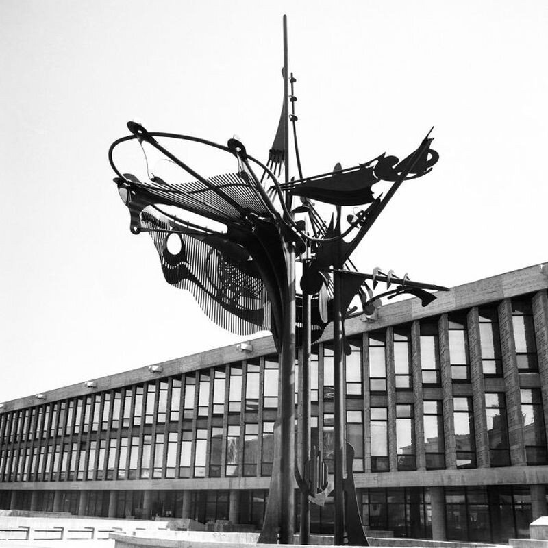 Государственная республиканская библиотека Туркменской ССР имени Карла Маркса, Конструкта