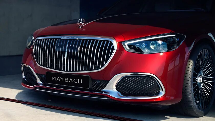 Новый Mercedes-Maybach S-Класса – воплощение ультимативной роскоши. Превосходные материалы, высочайшее качество обработки деталей, непревзойденный комфорт, инновационные технологии и талантливый личный помощник – интеллектуальная информационно-развлекательная система MBUX – откроют для вас новую эру владения роскошным автомобилем класса люкс.