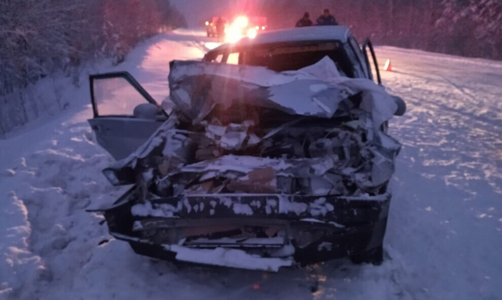    В ДТП под Ноябрьском пострадали 2 человека