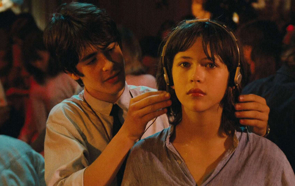 Кадр из кинофильма "Бум", 1980