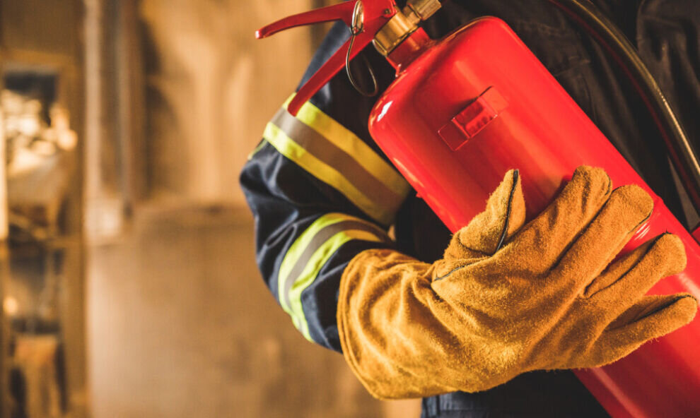    В России из-за частых пожаров могут вернуться к практике регулярных проверок бизнеса