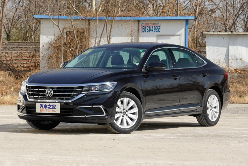    Китайский VW Passat привезли в Россию: он оказался круче немецкого