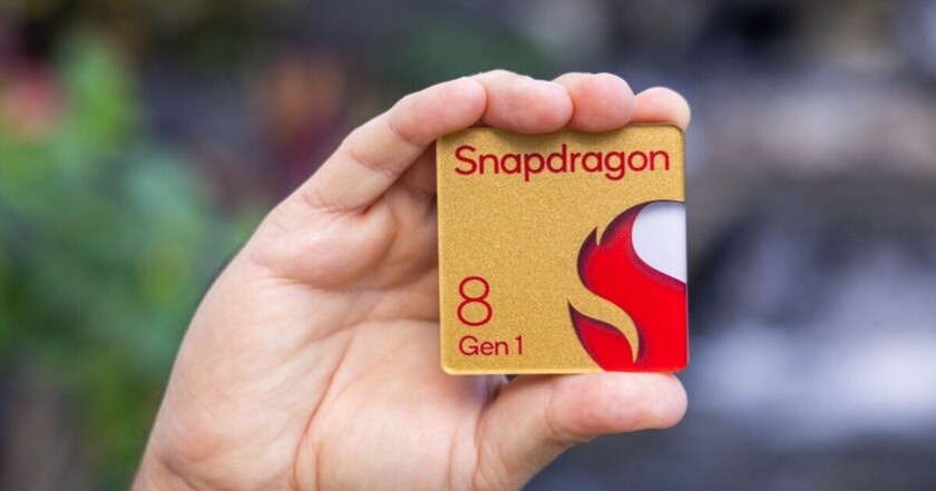    Чип Qualcomm подкачал. Впрочем, у него быстро появилась достойная замена в лице Snapdragon 8+ Gen 1. Фото: YouTube