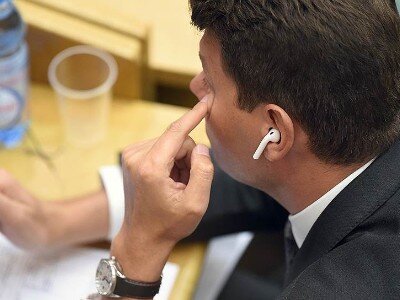    В России растут продажи поддельных AirPods. Как отличить оригинал?