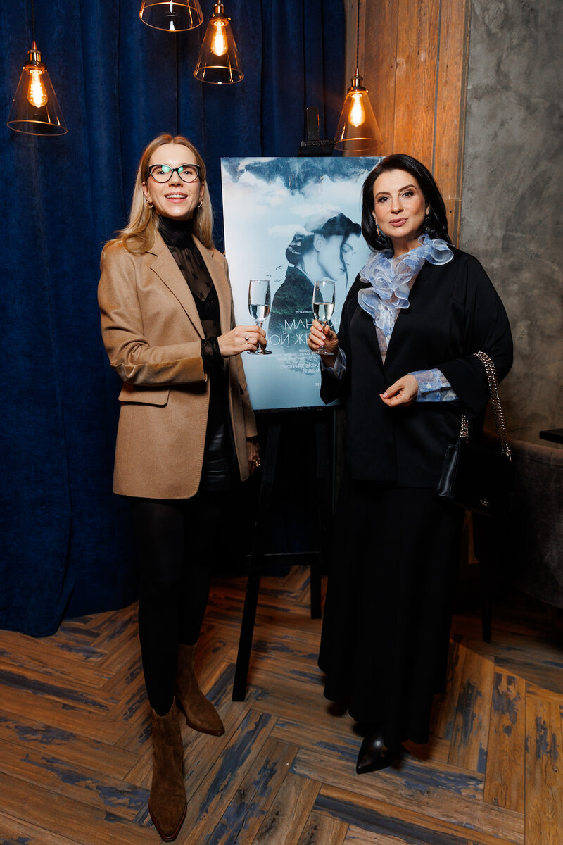     Евгения Гладкина и Екатерина Стриженова