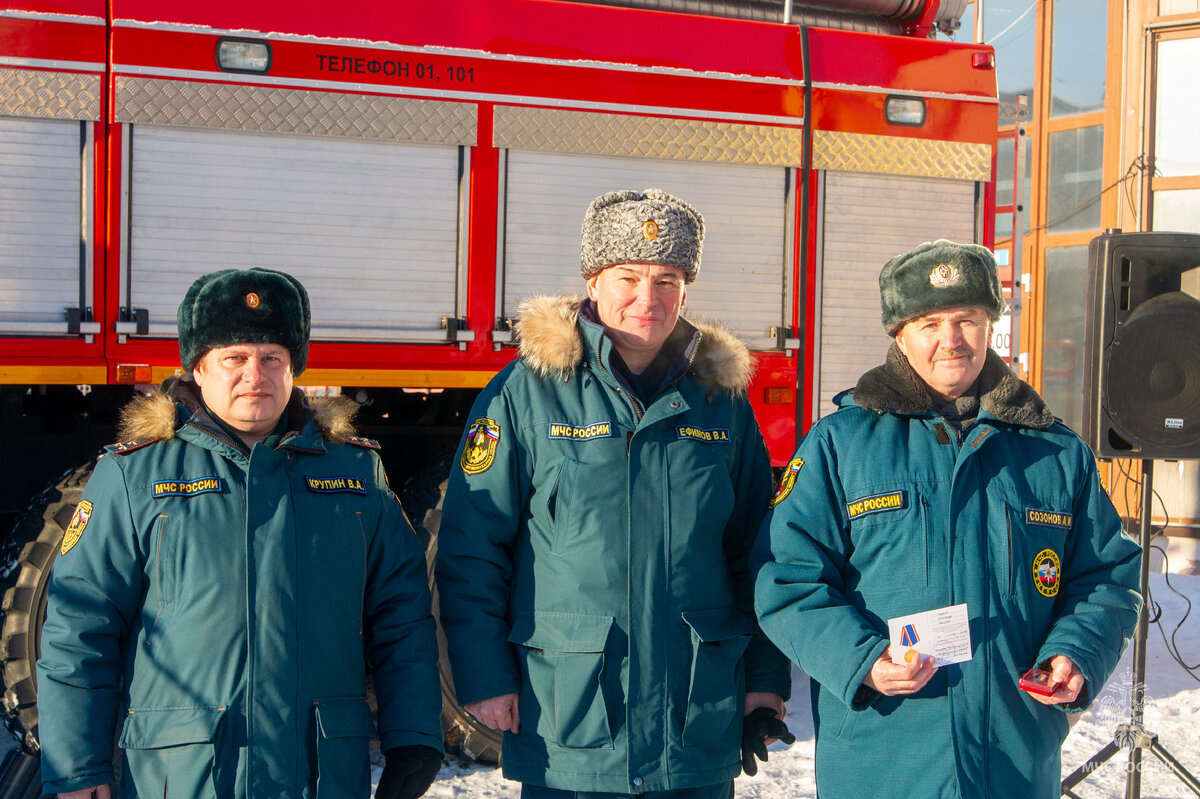 ❗💪👩‍🚒В городе Чернушка Пермского края проведены соревнования  «Вертикальный вызов» | МЧС Прикамья | Дзен