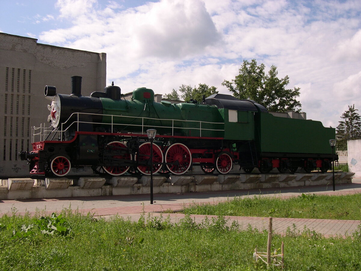 Памятник паровозу Су 251-32, установленного в Сормово, Нижний-Новгород |  Транспортный канал | Дзен