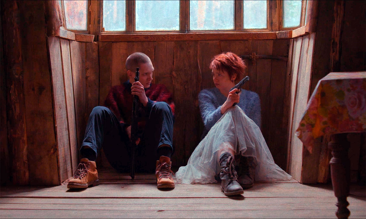 Межсезонье фильм 2021. Межсезонье 2021. Межсезонье 2021. Межсезонье александра ханта. Александр хант межсезонье.