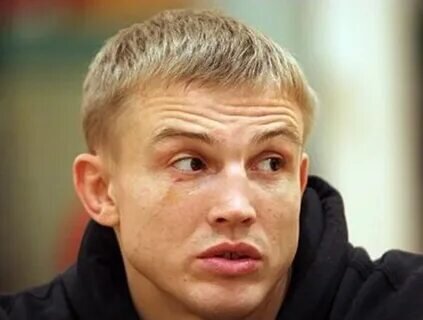 В 2004 году 22-летний датчанин  Мартин Кампманн считался одной из главных молодых звёзд европейских смешанных единоборств.-6
