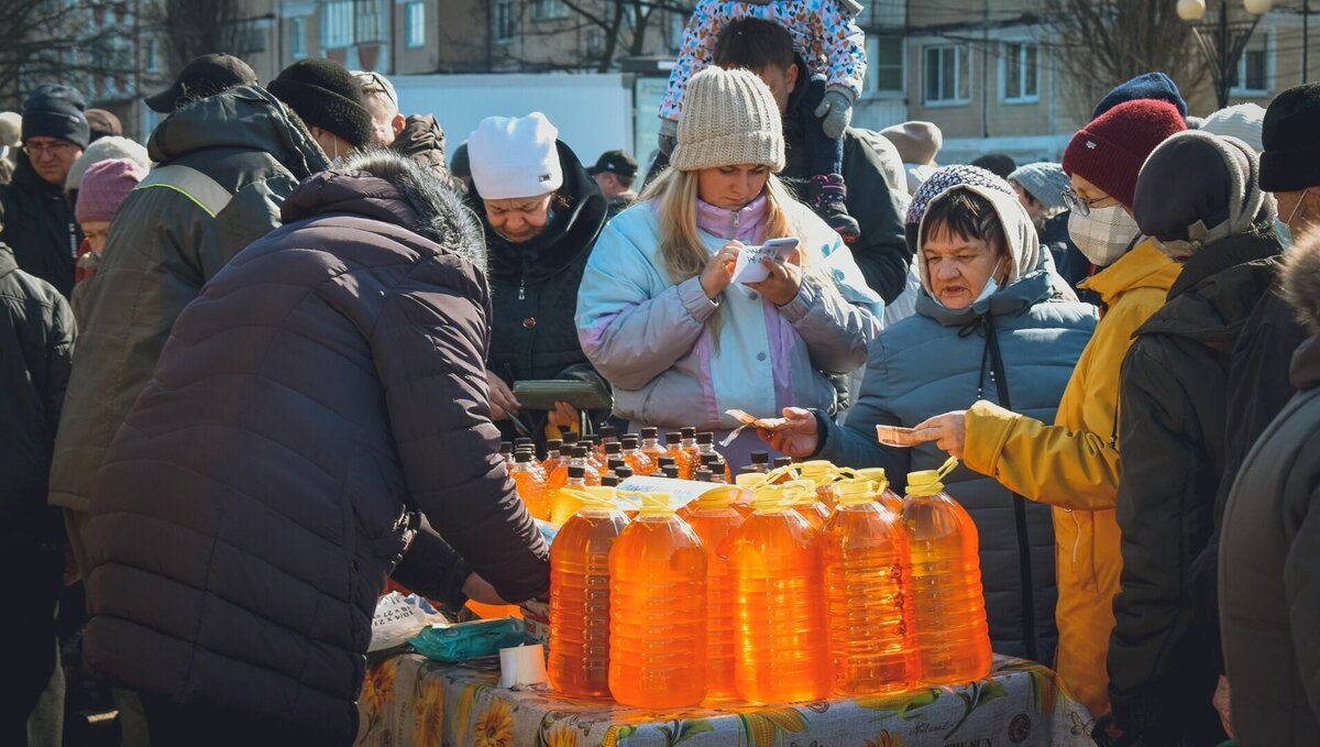     18% ростовчан хотят в новом году увеличить свой доход, еще 6% нацелены на расширение или открытие своего дела, следует из исследования Superjob.