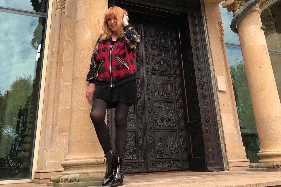     Пугачева с мужем планируют купить дом в Израиле. Но и дом в деревне Грязь не продают  Соцсети