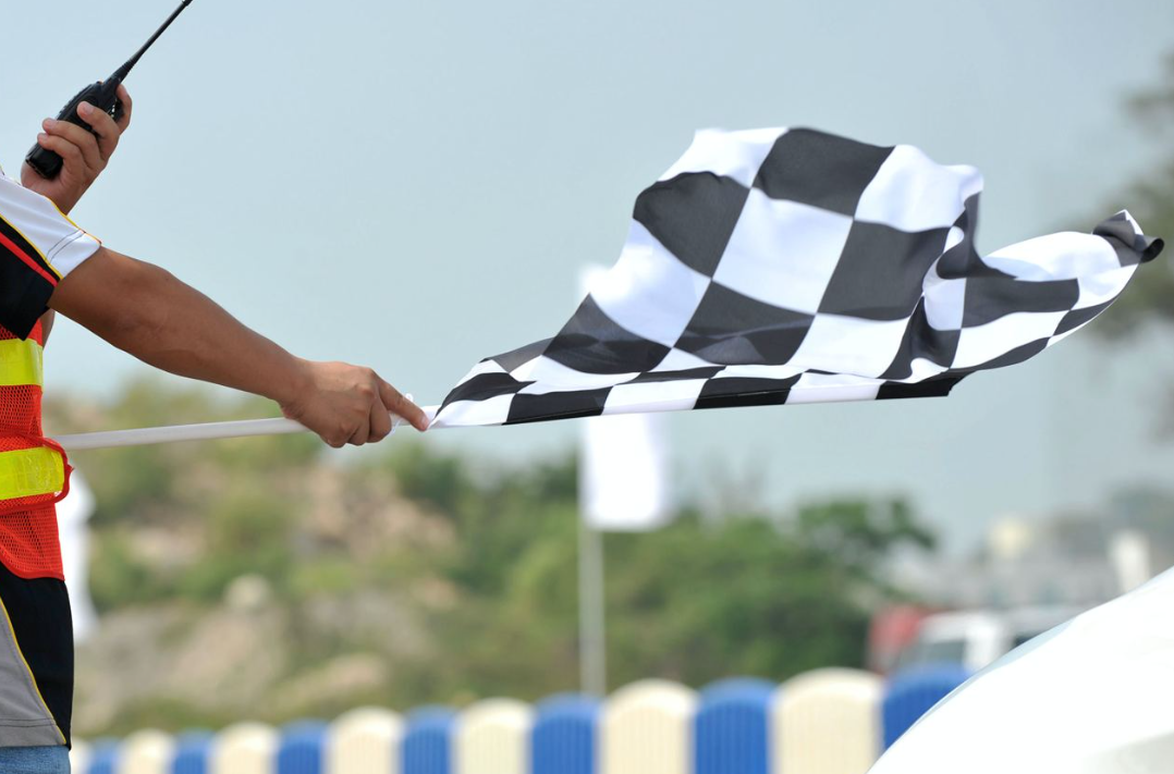 ​Спортивный маршал (спортивный судья) на автодром Игора Драйв