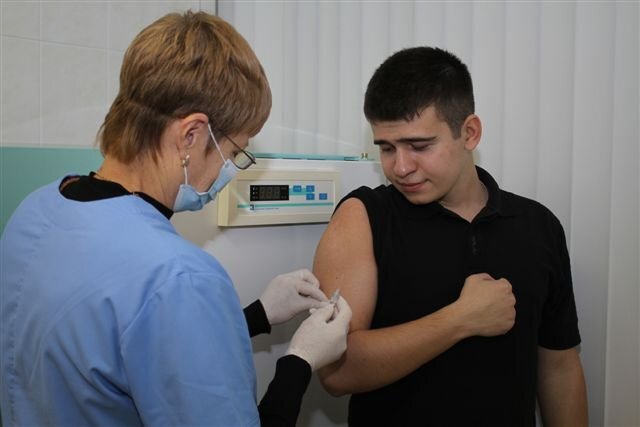    Можно ли прививаться тем, у кого была «побочка» на вакцину от гриппа?