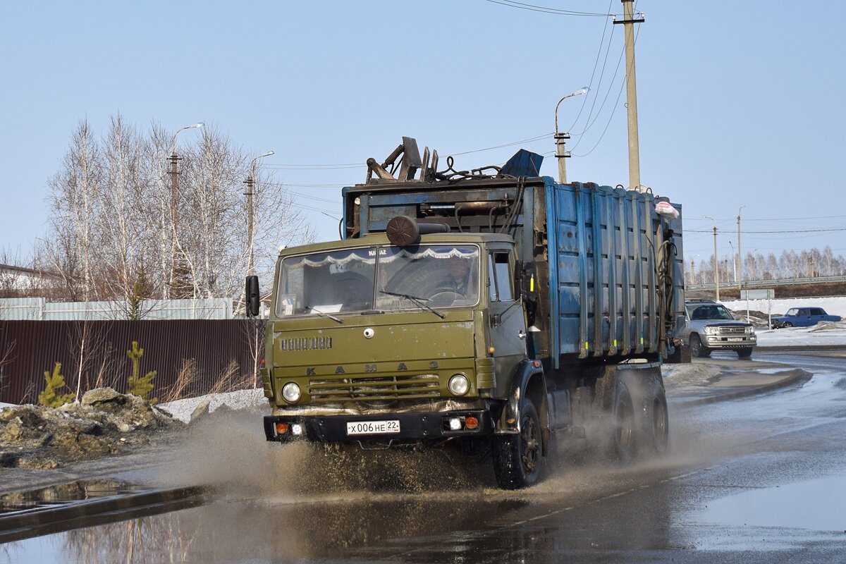 Мусоровоз КО-415А на шасси КамАЗ-53213 1988г.в.