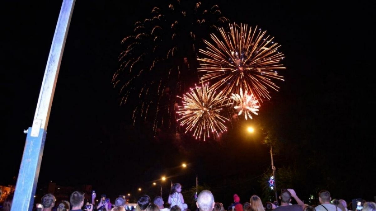    Управление гражданской обороны и ЧС обратилось к жителям Энгельса по поводу фейерверковНовости Саратова и области – Сетевое издание «Репортер64»