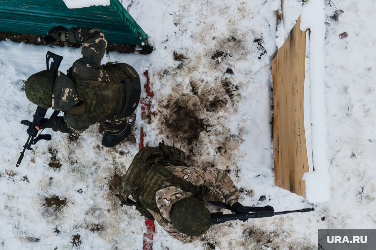    ВСУ пытаются ввести российскую армию в заблуждение, заявил Андрей Марочко