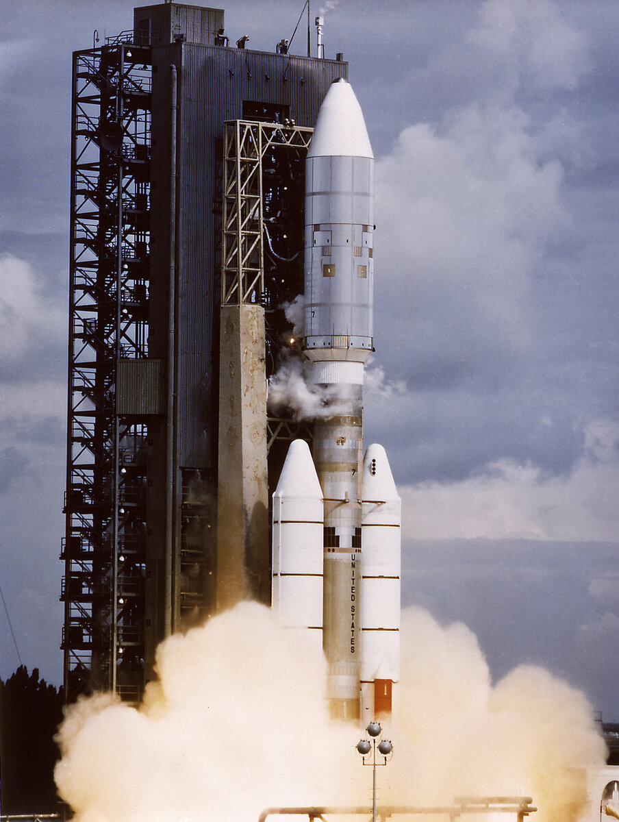 Старт ракеты Titan-3E