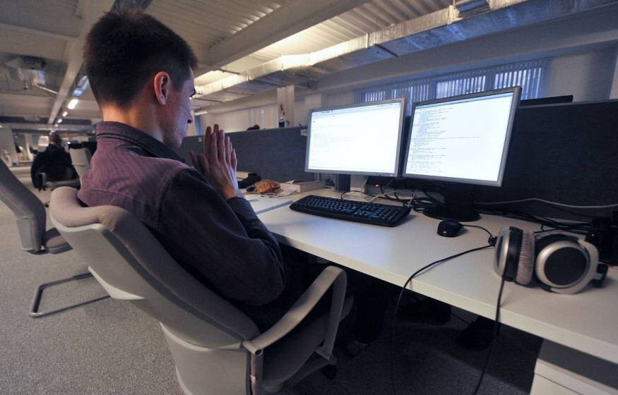    Минцифры обещает бронь от мобилизации для вернувшихся в Россию IT-специалистов