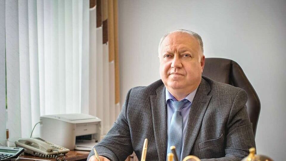     Прокурор требует реальный срок, а адвокаты нашли «мину замедленного действия» — о чем говорили на заседании апелляционного суда по делу директора Ставропольского колледжа связи, сообщает корреспондент NewsTracker.