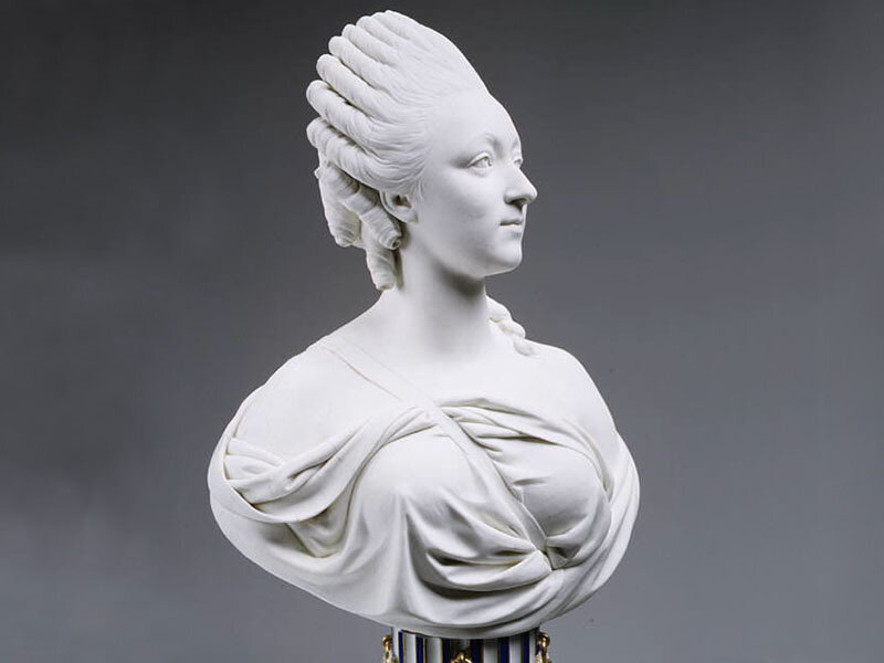 Бюст мадам Дюбарри, бюст из бисквита. Севр, 1772. Фото: ru.wikipedia.org