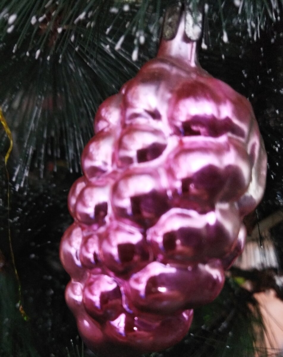 Виноград. СССР. Стекло.