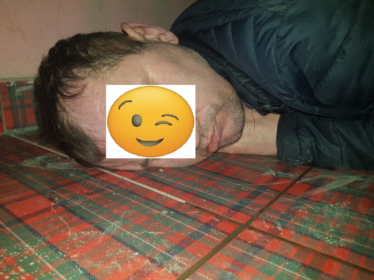    В Брянске пьяный бомж в подъезде многоэтажки напугал детей и возмутил их родителей avchernov