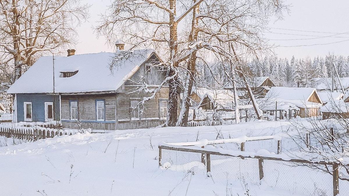    Дом в деревне зимой:pexels.com