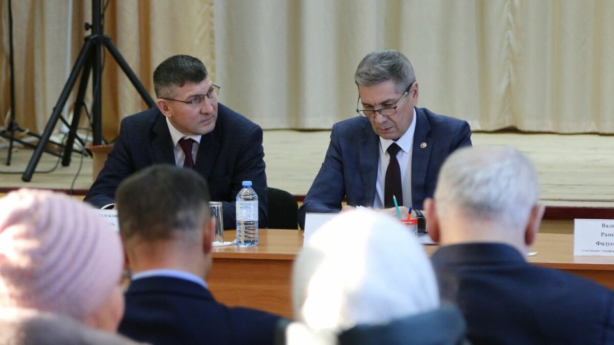     В Актанышском районе создали рабочую группу для гармонизации межнациональных отношений. Распоряжение подписал глава района Ленар Зарипов.