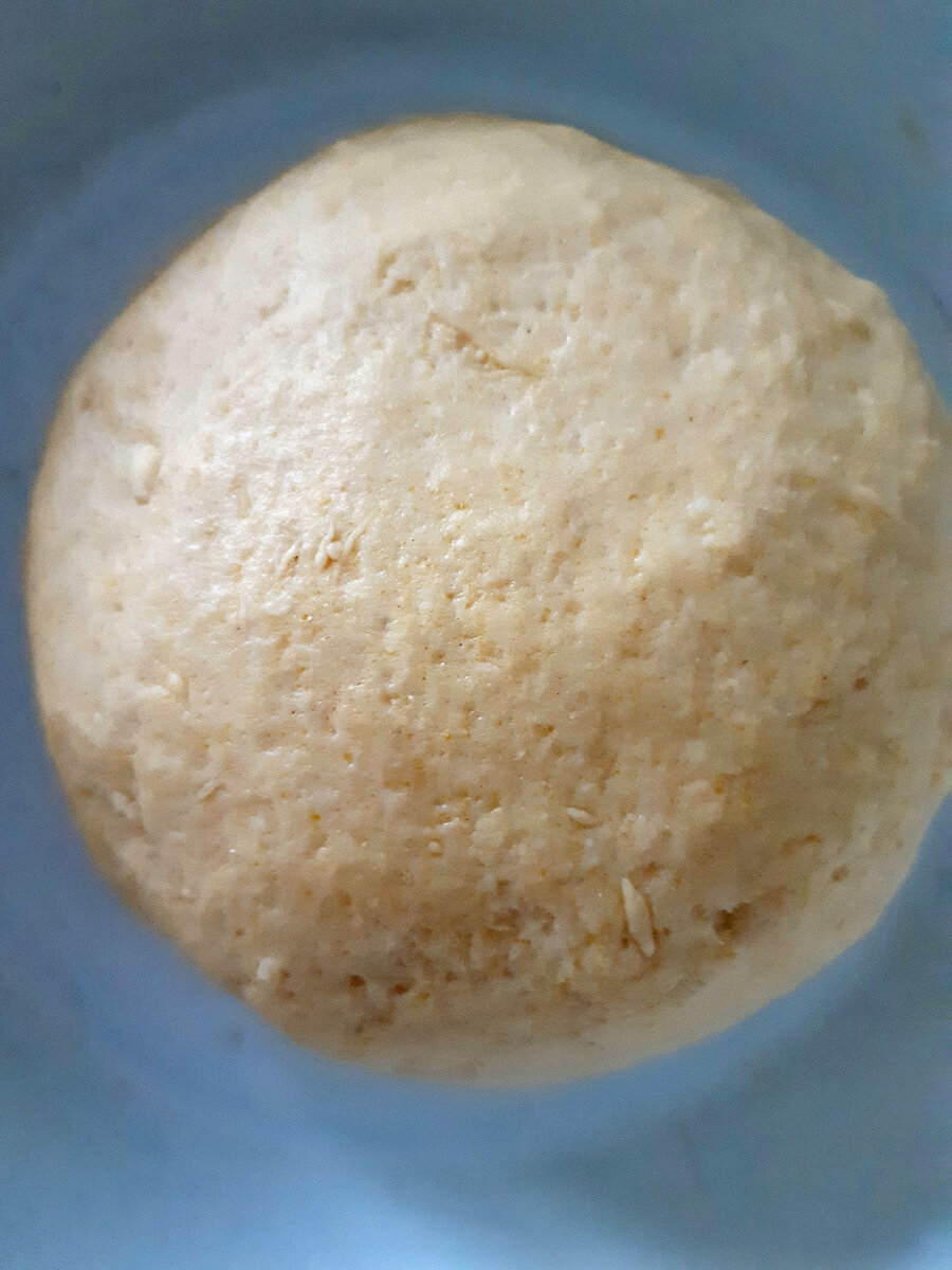 Дрожжевое тесто с кукурузной мукой