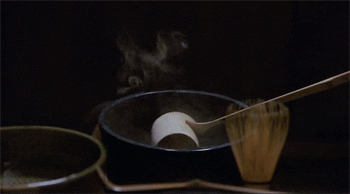 Для ведьмы заваривание чая может стать магическим ритуалом.