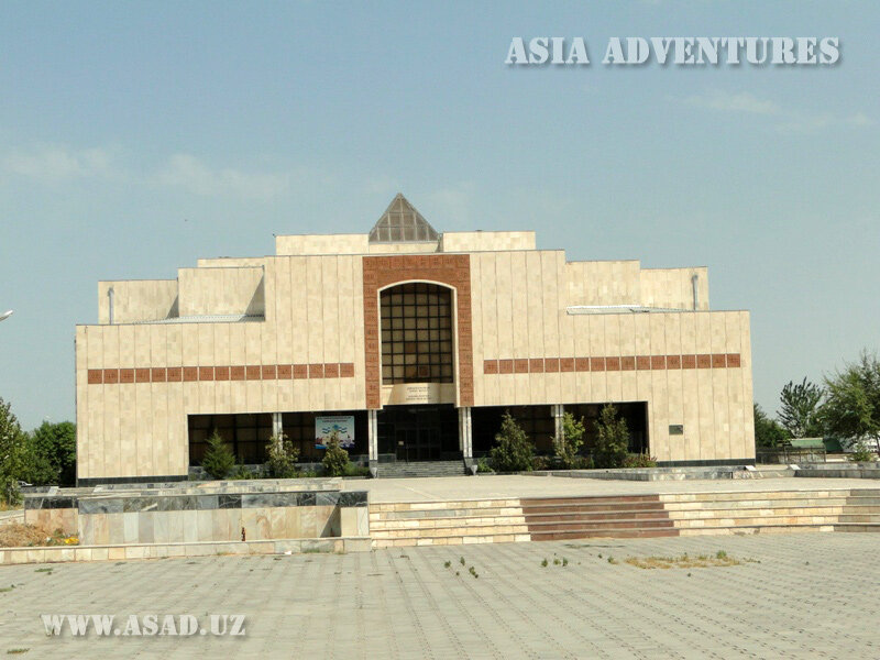 Музей И. Савицкого.  Нукус