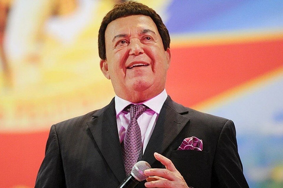     В Луганской филармонии 17 февраля пройдет вечер памяти Иосифа Кобзона Владимир ВЕЛЕНГУРИН