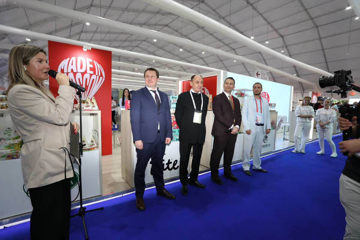 Экспорт москва. Стенд на выставке. Организация стенда на выставке. Выставки в Москве. Выставка компаний.