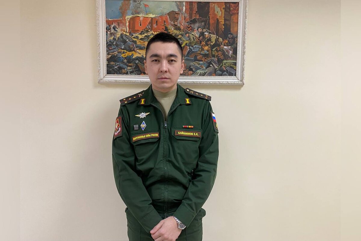  📷    Бронеавтомобиль в огне и дыму. Оренбургский разведчик чудом остался жив Инна Гизатулина