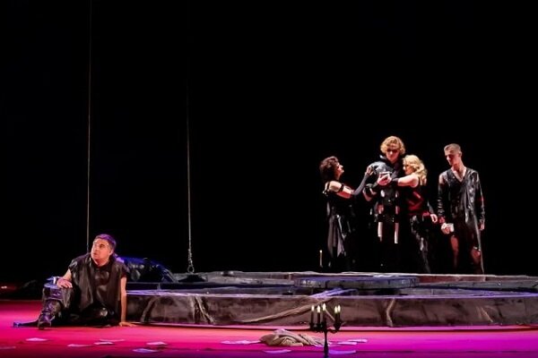 Спектакль «Жестокие сердца». Фото kazak-teatr.ru