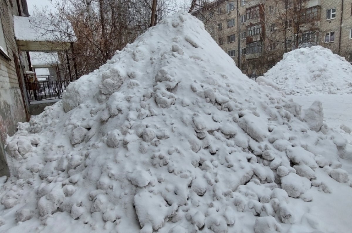    Тоболяки, живущие на туристическом маршруте, жалуются на неубранный снег