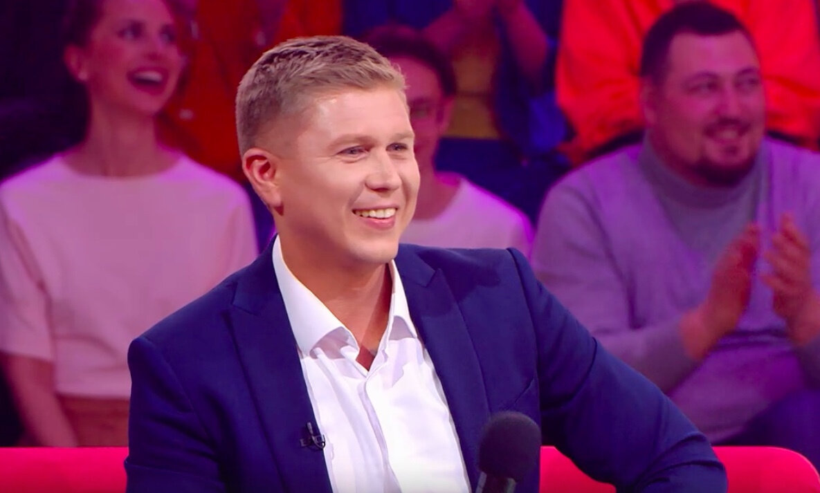 Шоу конфетка жюри. Шоу конфетка кока. Шоу конфетка кока. Клава кока big love show 2023. Клава кока конфетка тнт.