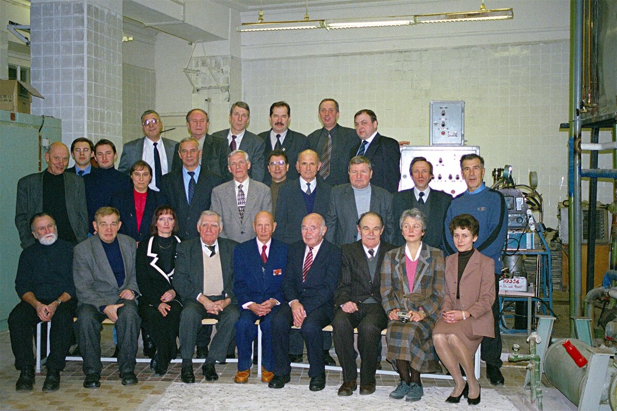 Список инженерных факультетов. Кафедра инженерных дисциплин. Нефтяной факультет эмблема. Большое заседание руководителей кафедр 1973 год общественных наук. Инженерный факультет башгу.