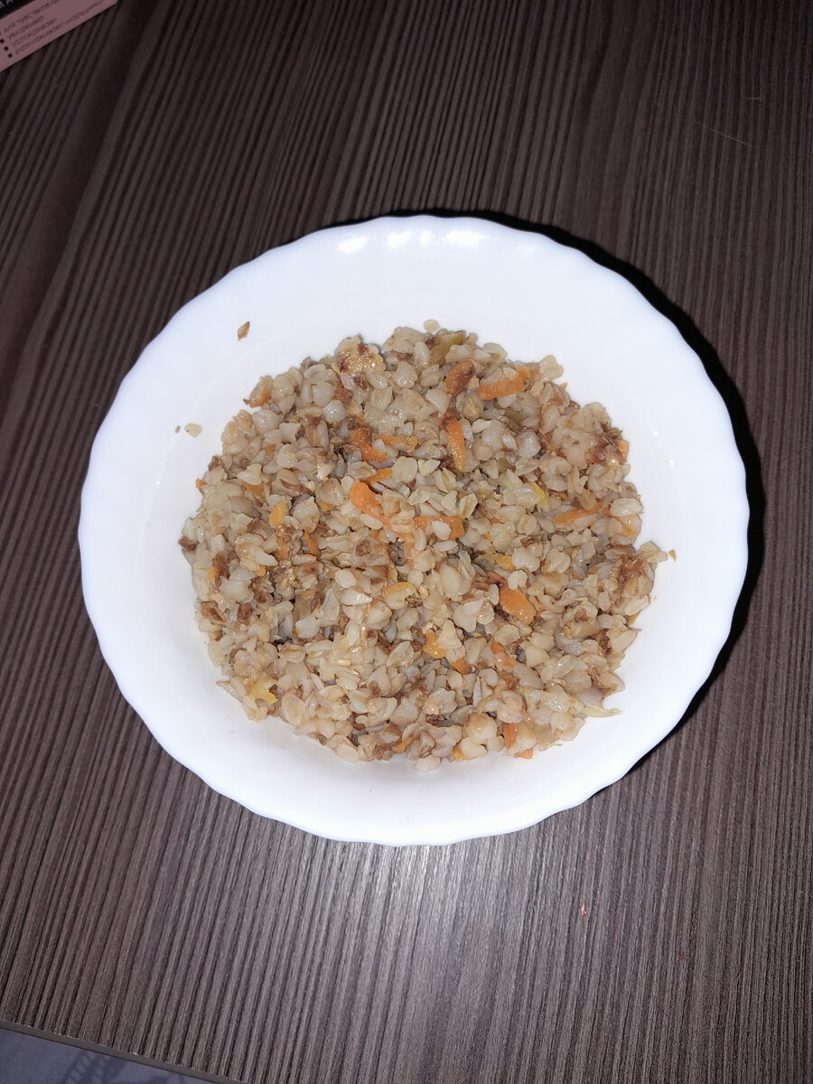 Обжареная с морковью и луком.