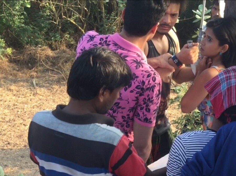 Вот эта несчастная и насильник

