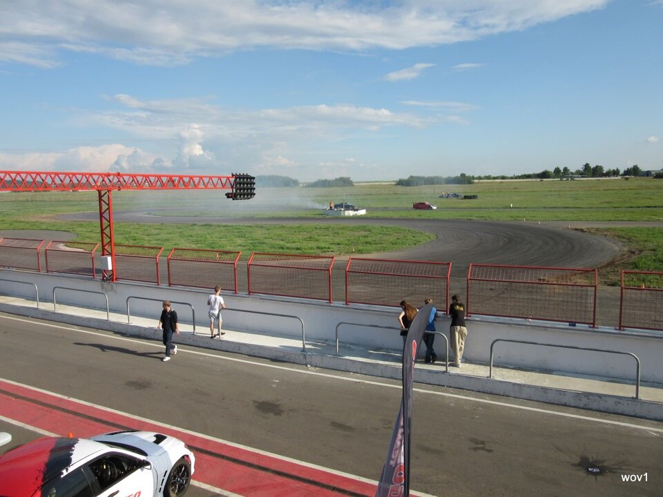 Приехал и первое что увидел. Красиво.