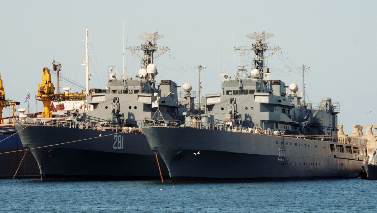  Министр обороны Румынии Михай Фифор обнародовал планы военного ведомства о приобретении трех новых подводных лодок.
